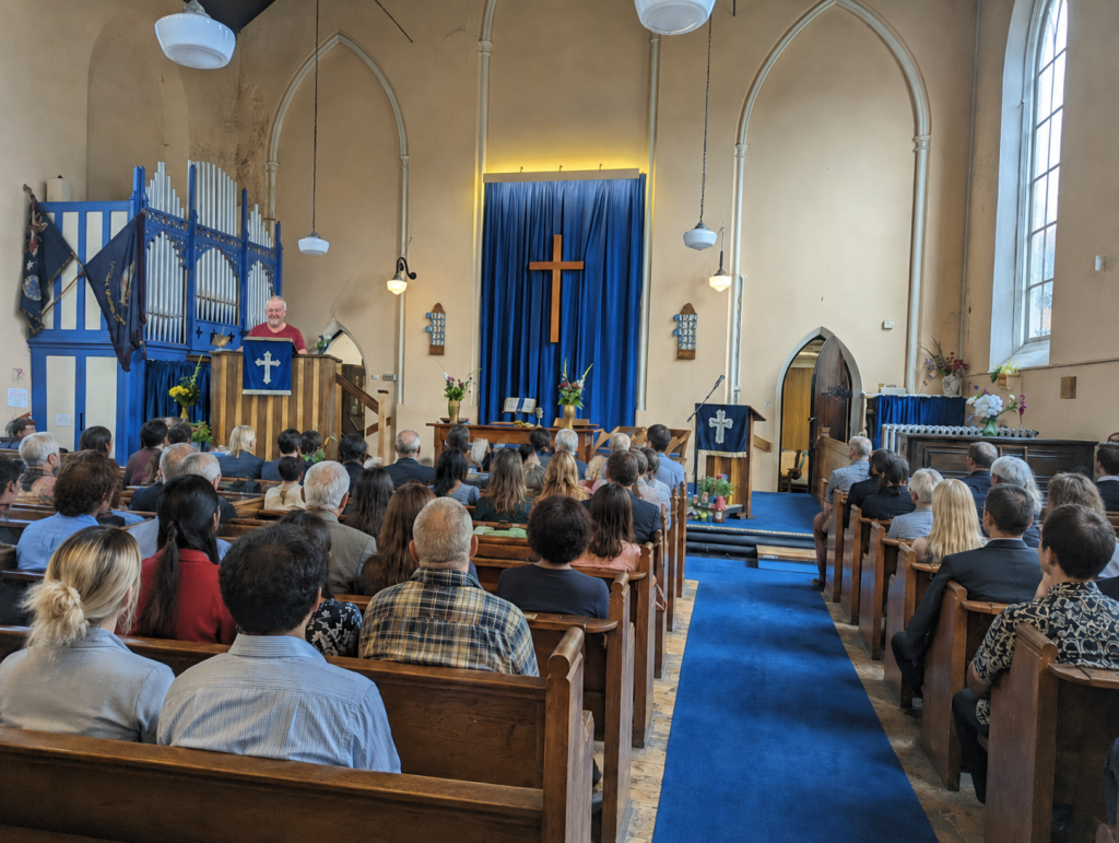 A Full Isleworth Congregational Church (photo generated by aritifical intelligence)
